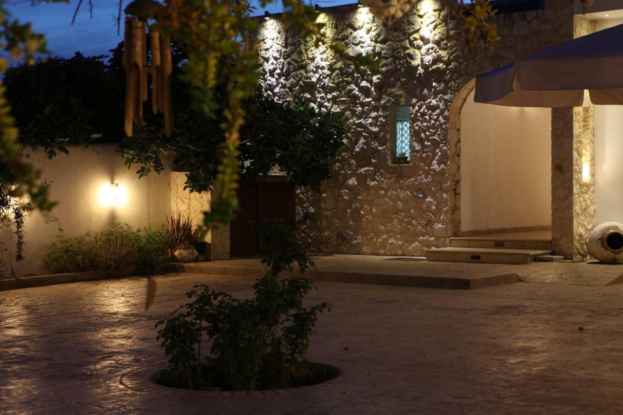 Villa Vanilla Agioi Theodoroi Exterior photo